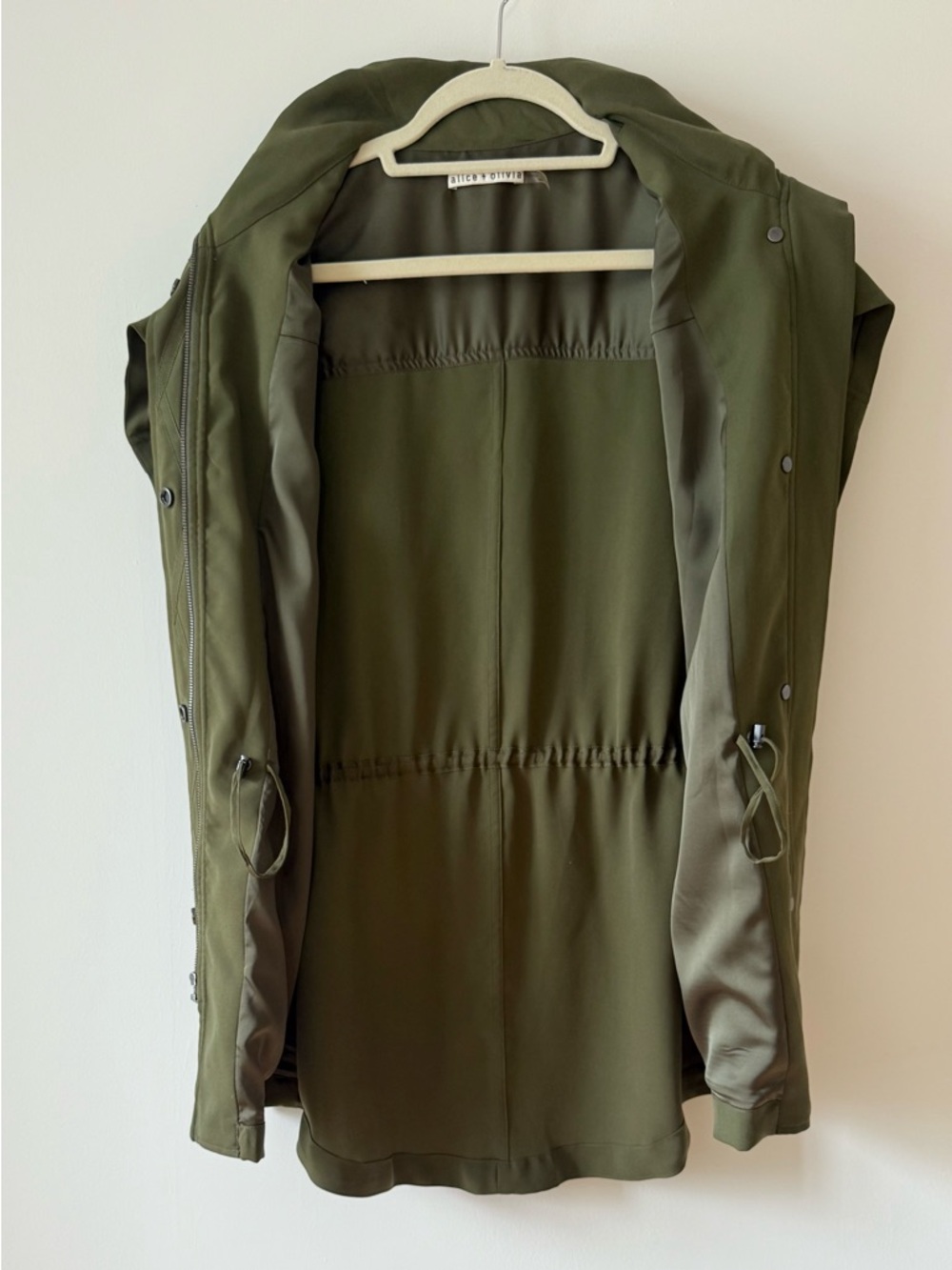Alice + Olivia Olive Utility Vest Jacket Cinched Waist Hooded Lightweight - Picture 2 of 8